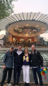 Junto al maestro Luis Orduña, Paco San Miguel, escultor y Tomás San Miguel, compositor.